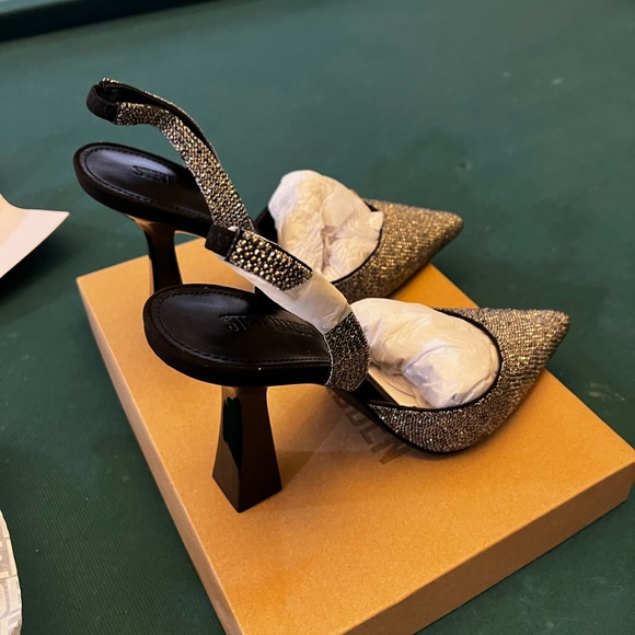 *New* Steve Madden Paul’s heels 7.5 in Pewter - Picture 3 of 9